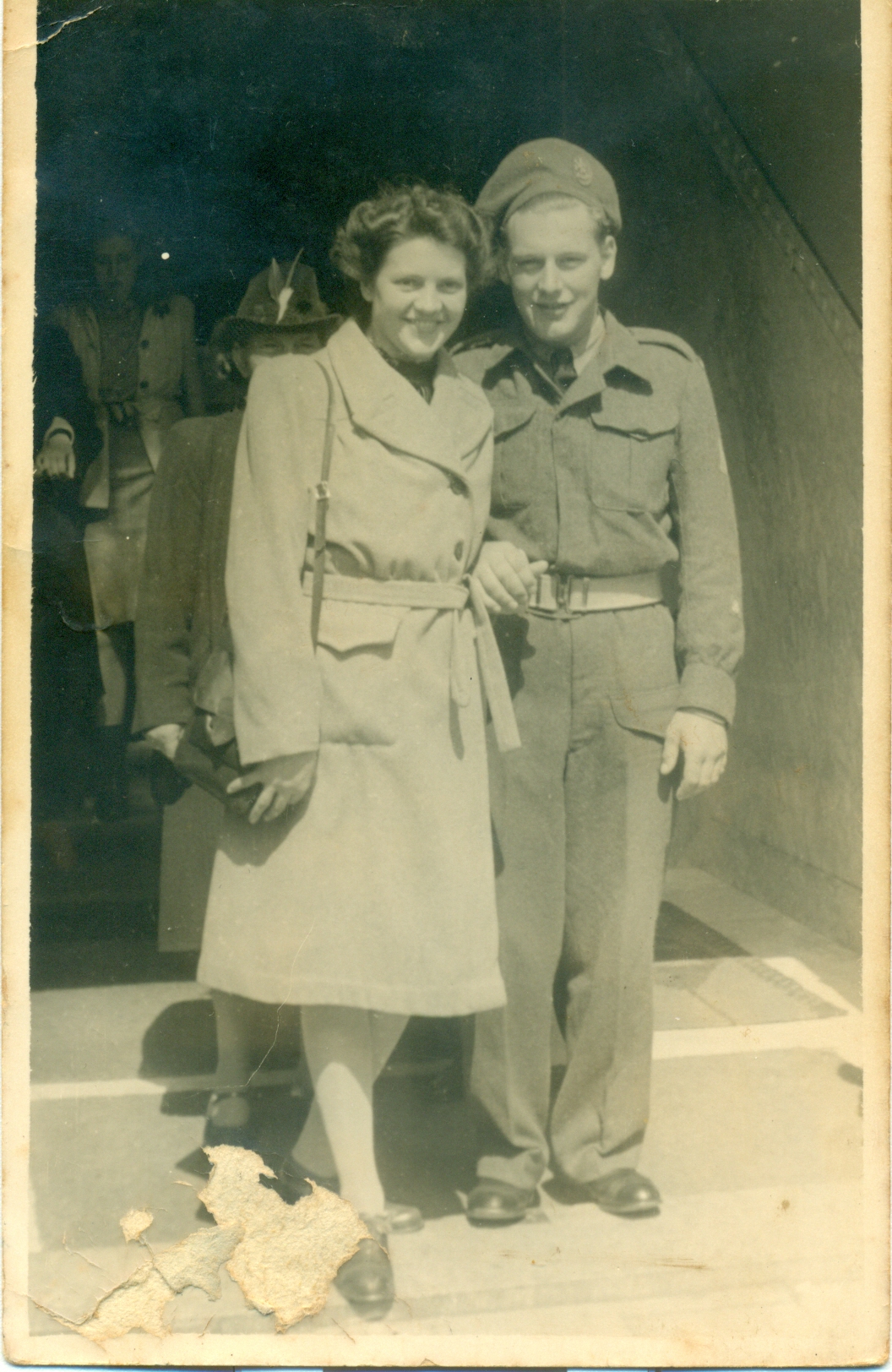 1946